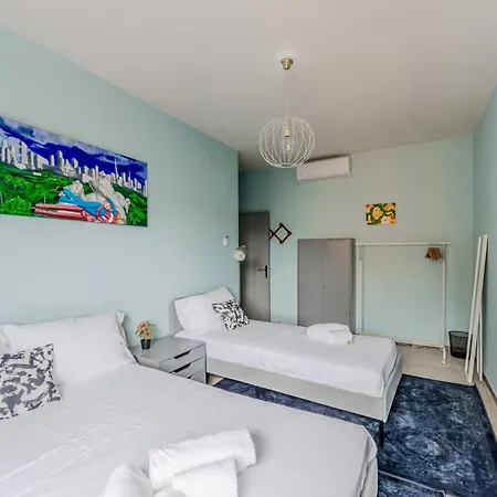 Tino Art House Forest With Air-conditioner! Apartment Mestre